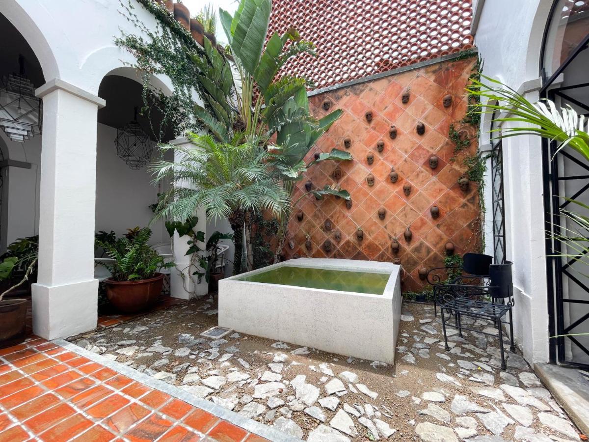 Casa Blanco By Barrio Mexico Hotel Гуадалахара Екстериор снимка